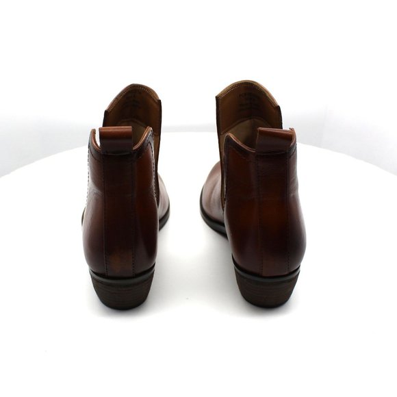 Journee Signature Women's Brigitte Bootie Women's Shoes - Picture 8 of 8